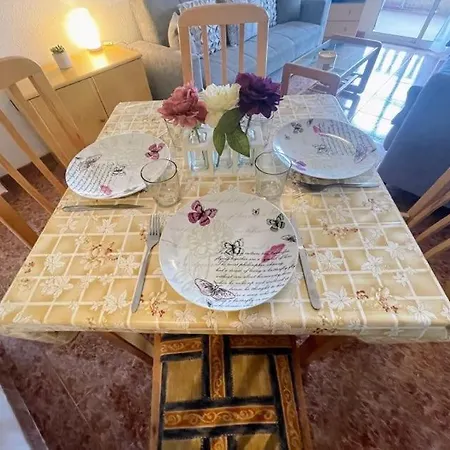 2nd Floor Apt With Comm Pool Tv7 Apartman Torrevieja