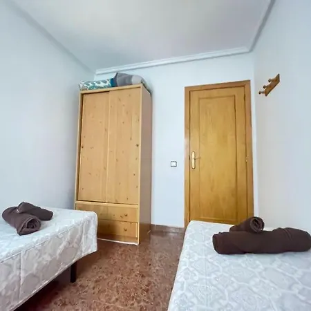 2nd Floor Apt With Comm Pool Tv7 Apartman Torrevieja